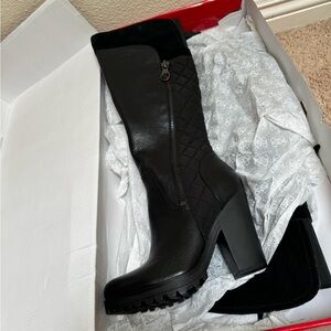 Guess heeled leather boots
